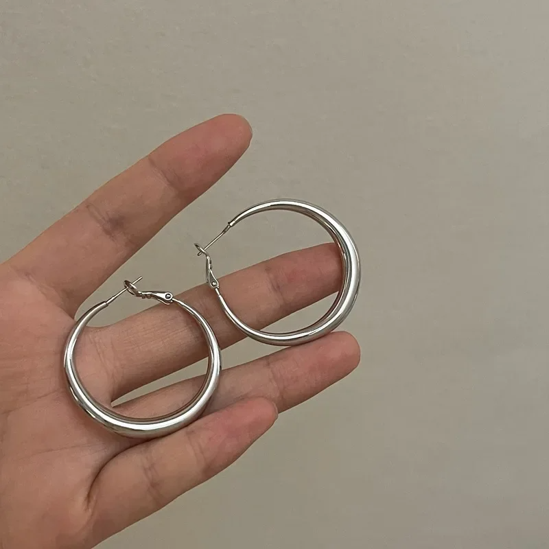 Silver hoop earring set