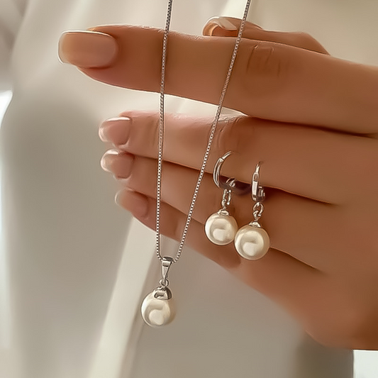Pearl Pendant Necklace & Earrings Set