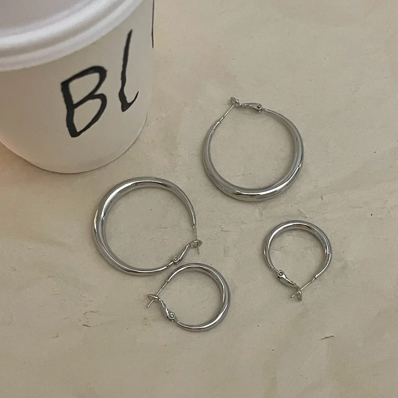 Silver hoop earring set