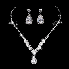 Elegant Silver-Tone Teardrop Crystal Jewelry Set – Necklace & Earrings