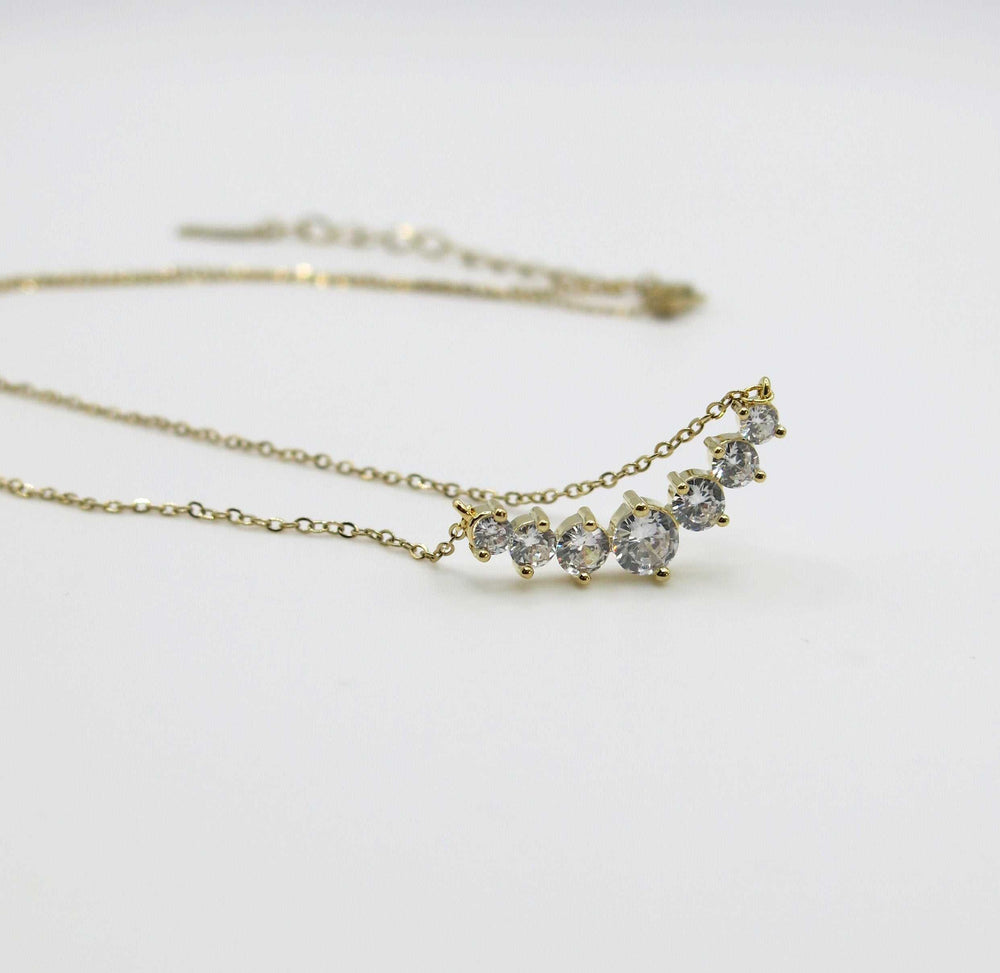 Elegant Gold-Plated Zircon Necklace – Timeless & Dazzling