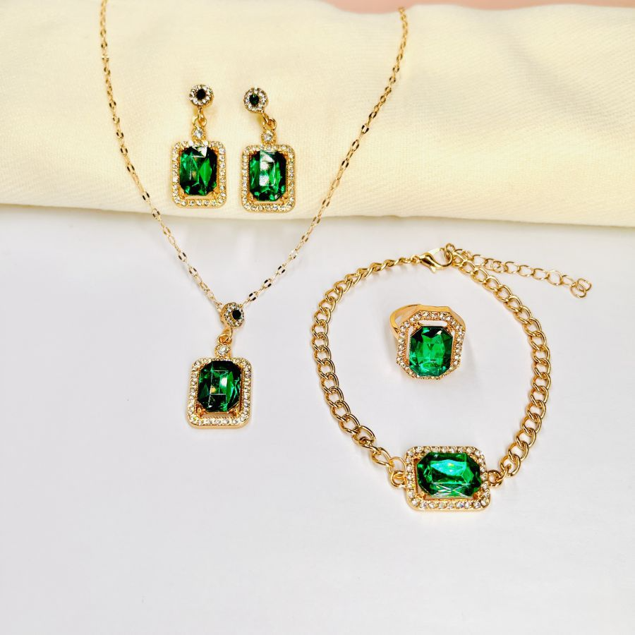 Green Crystal Jewelry Set