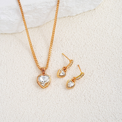 Gold-Plated Heart Crystal Pendant & Earrings Set – Timeless Elegance