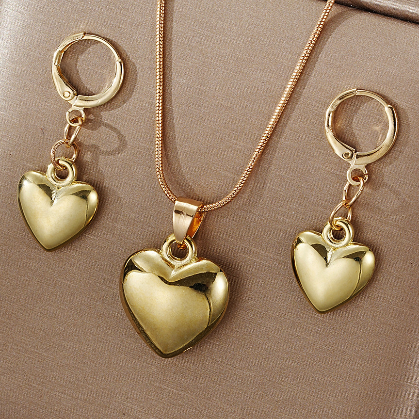 Gold Heart Jewelry Set