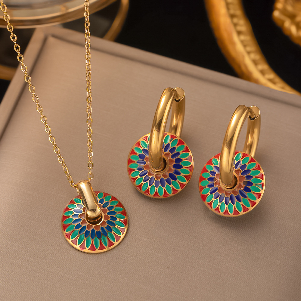 Geometric Pendant Set